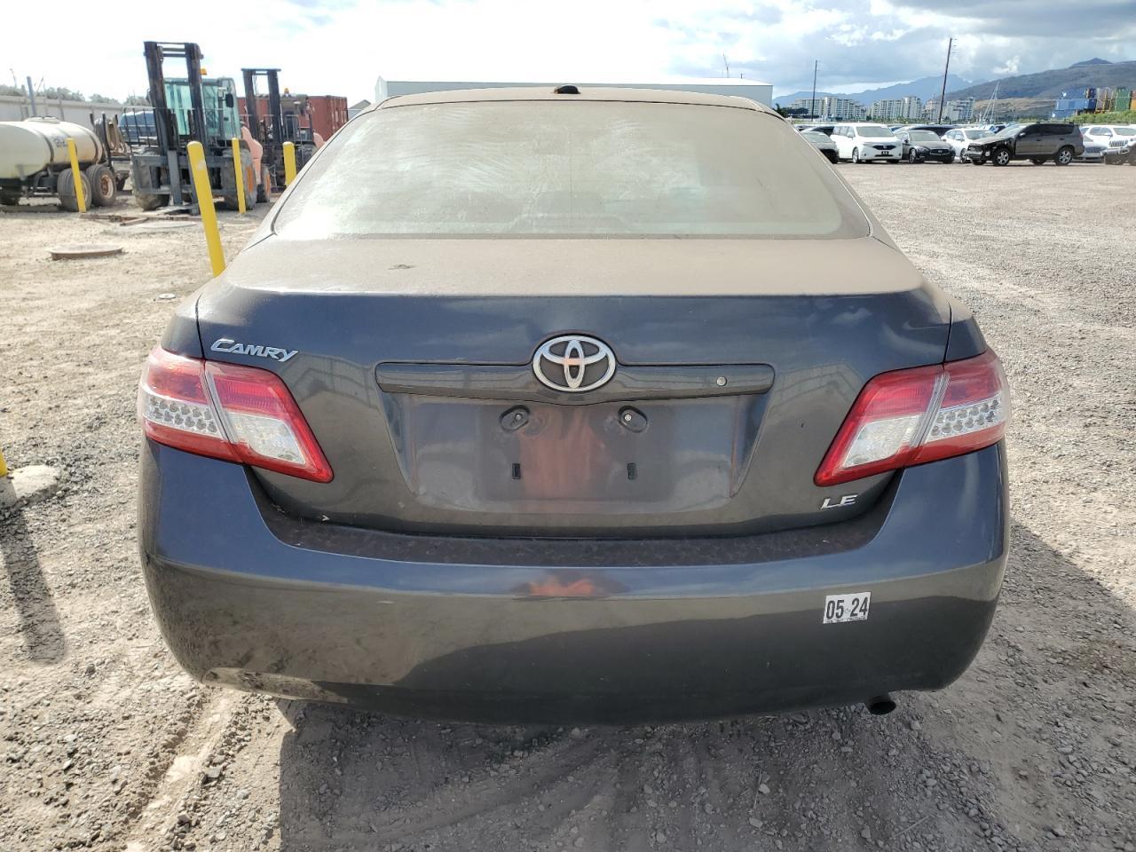 2010 Toyota Camry Base - Image 6