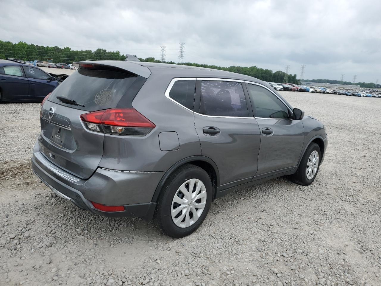 2018 Nissan Rogue S - Фото 3