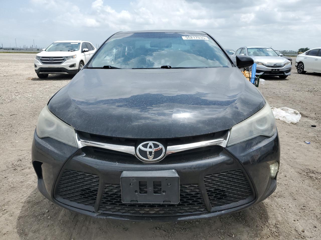 2017 Toyota Camry Le - Image 5