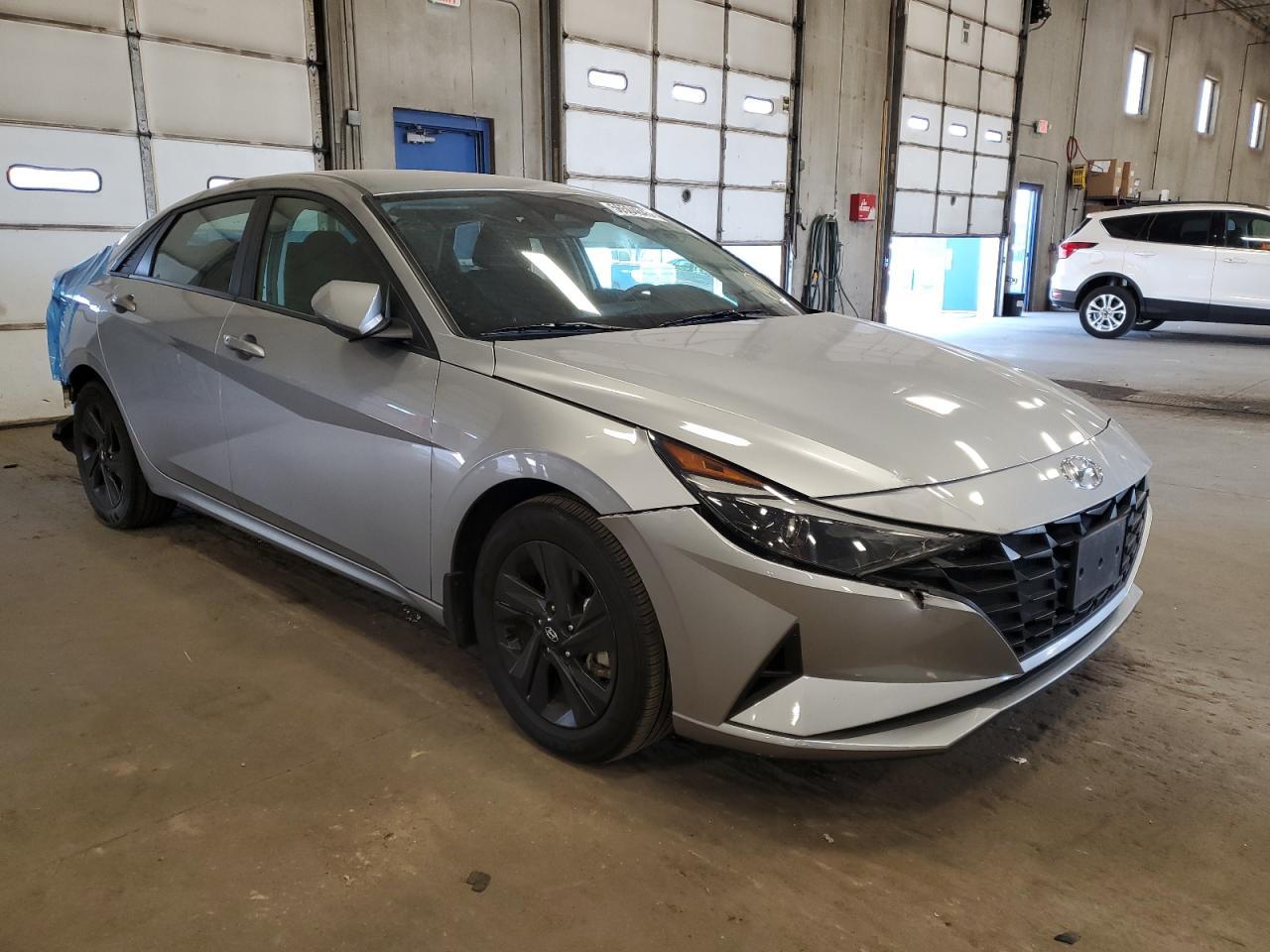 2023 Hyundai Elantra Sel - Фото 4