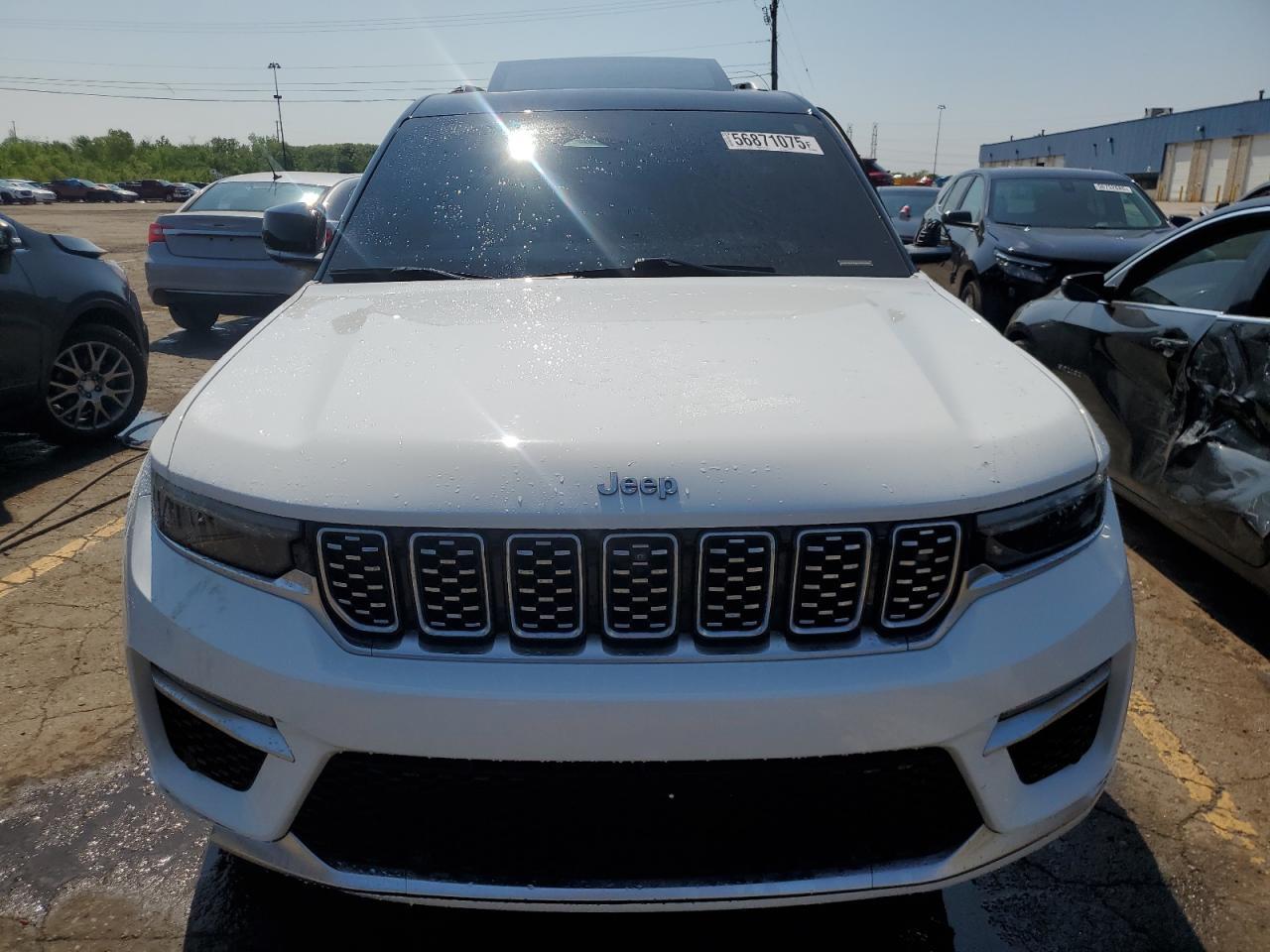 2022 Jeep Grand Cherokee Summit - Image 5