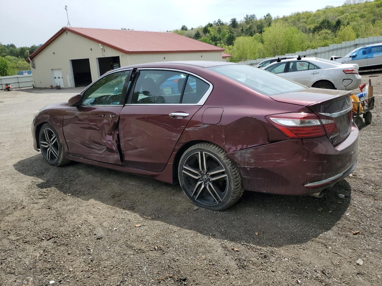 2016 Honda Accord Sport - Image 2