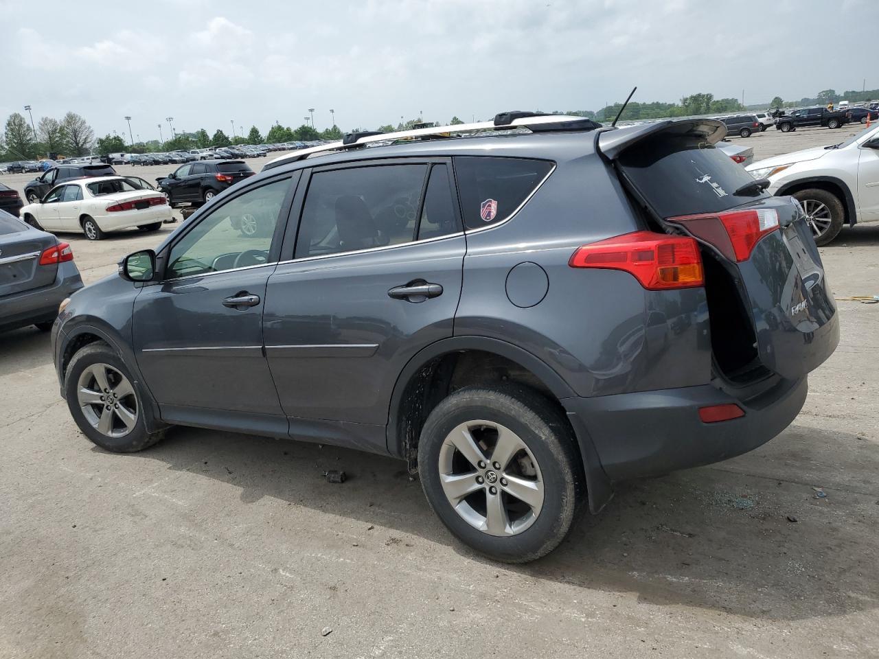 2015 Toyota Rav4 Xle - Фото 2