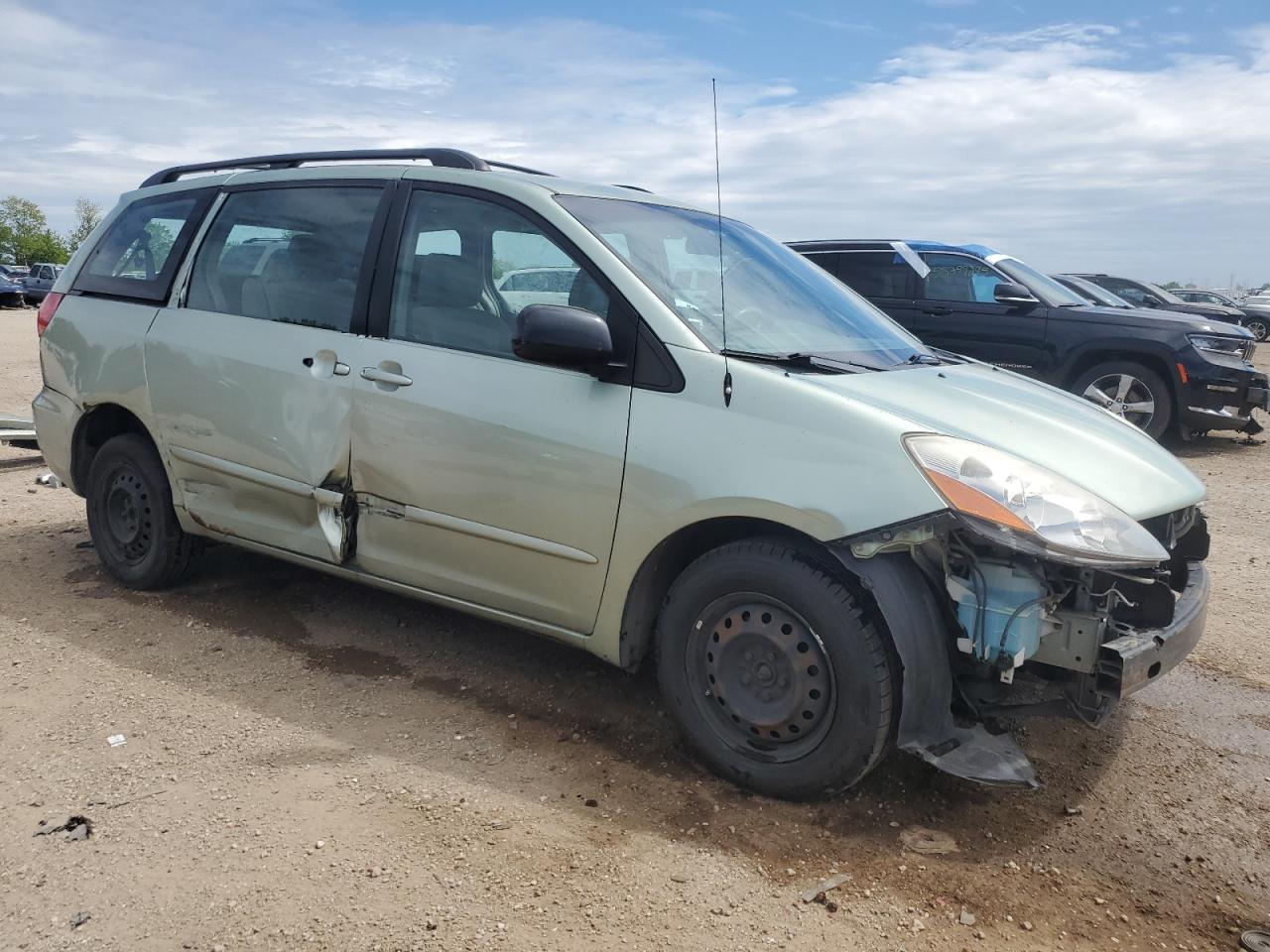 2007 Toyota Sienna Ce 7-Passenger - Фото 4