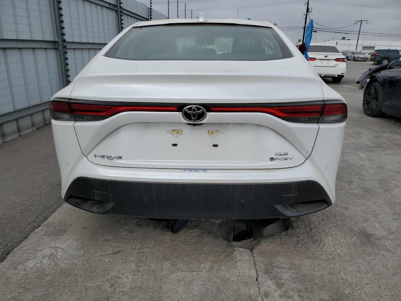 2024 Toyota Mirai Xle - Image 6