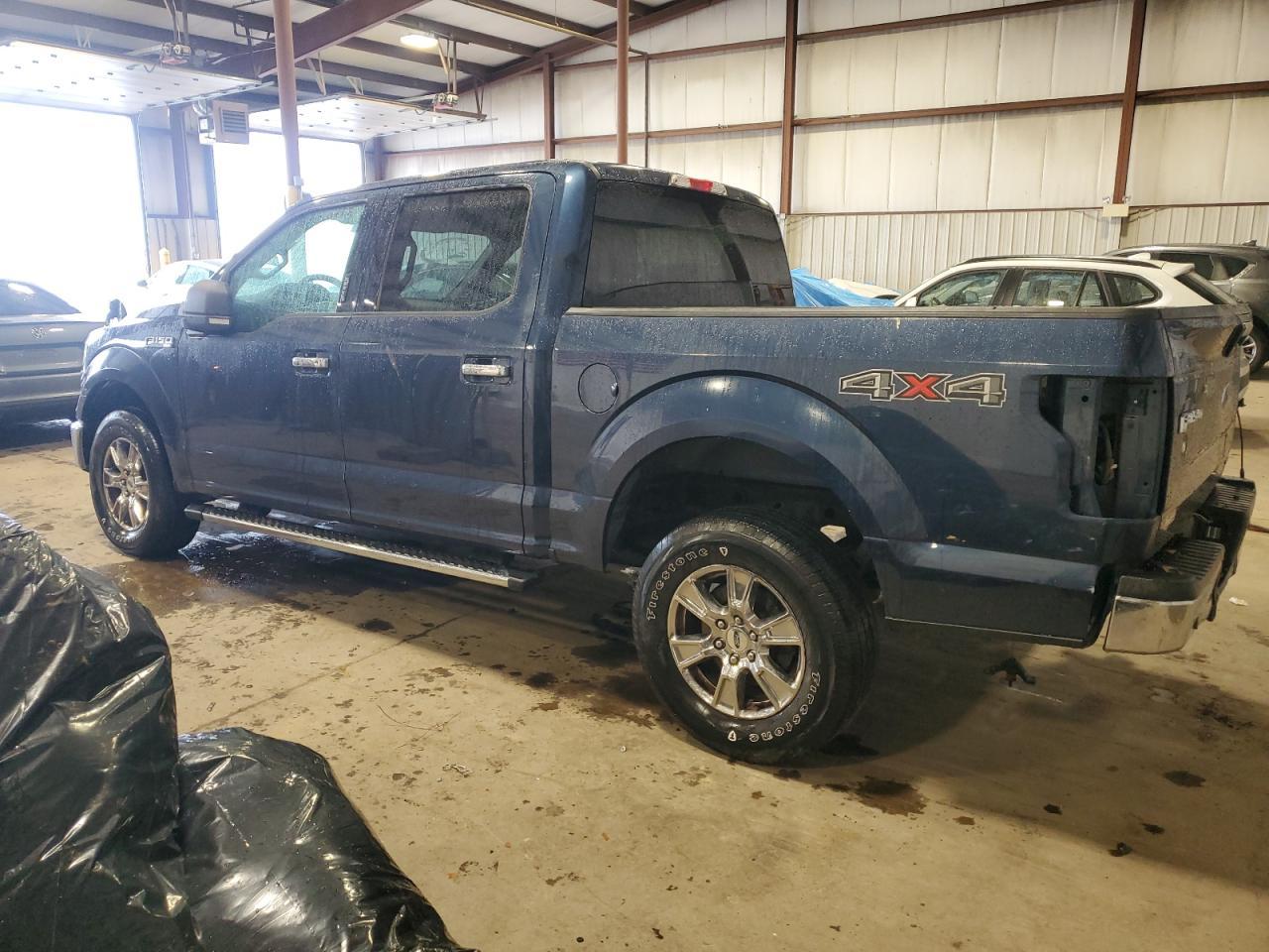 2015 Ford F150 Supercrew - Фото 2