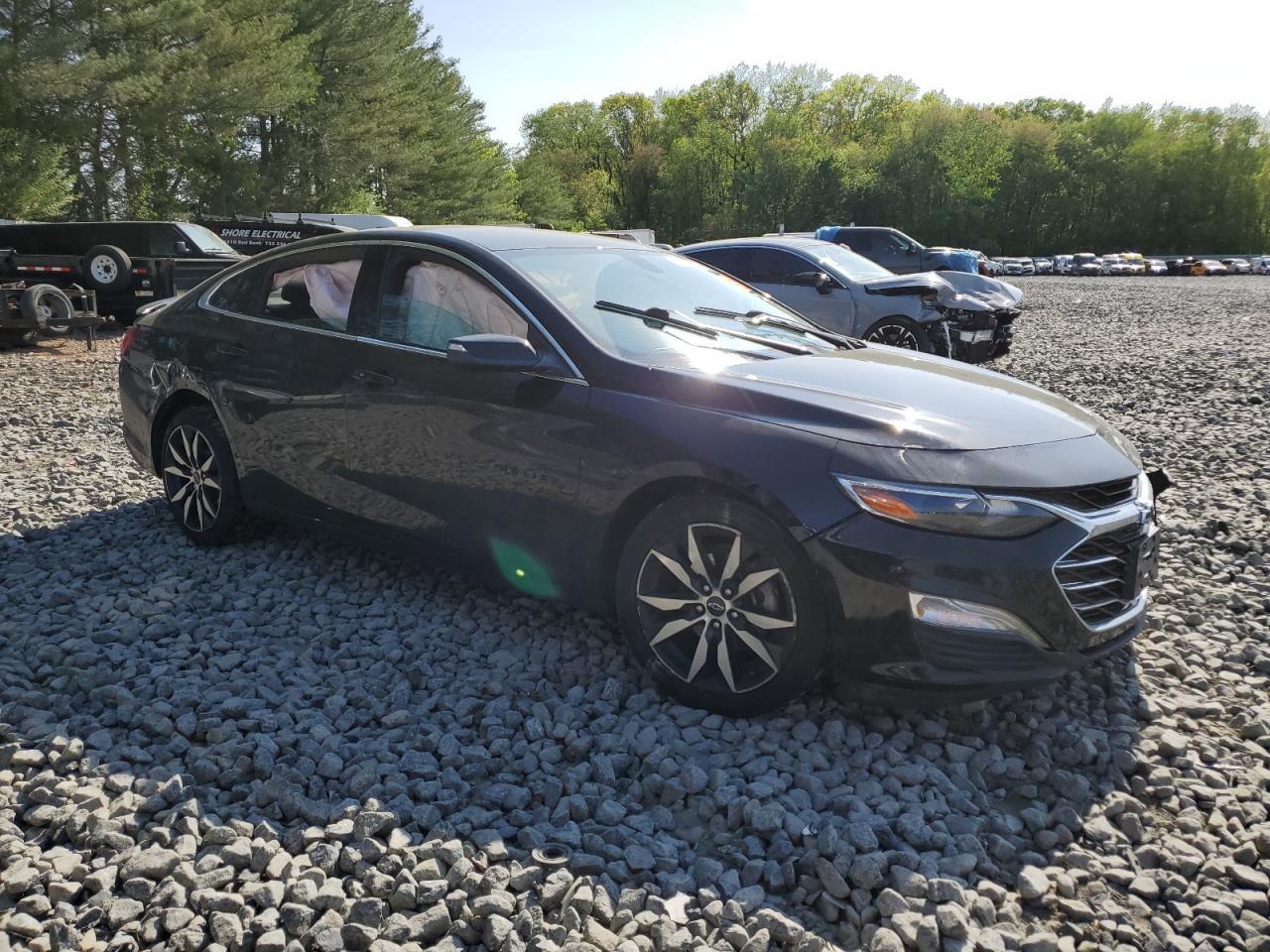 2020 Chevrolet Malibu Rs - Image 4