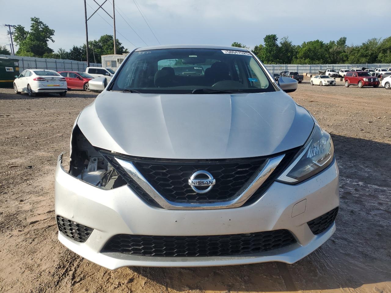 2017 Nissan Sentra S - Image 5