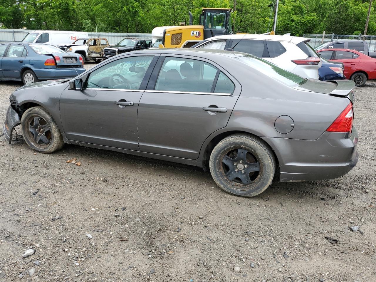 2011 Ford Fusion Se - Image 2