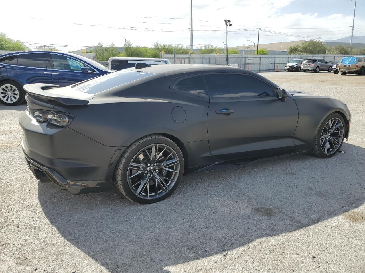 2022 Chevrolet Camaro Zl1 - Фото 3