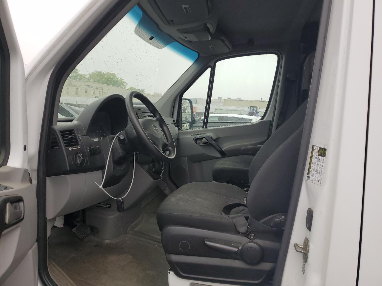 2016 Mercedes-Benz Sprinter 2500 - Фото 7