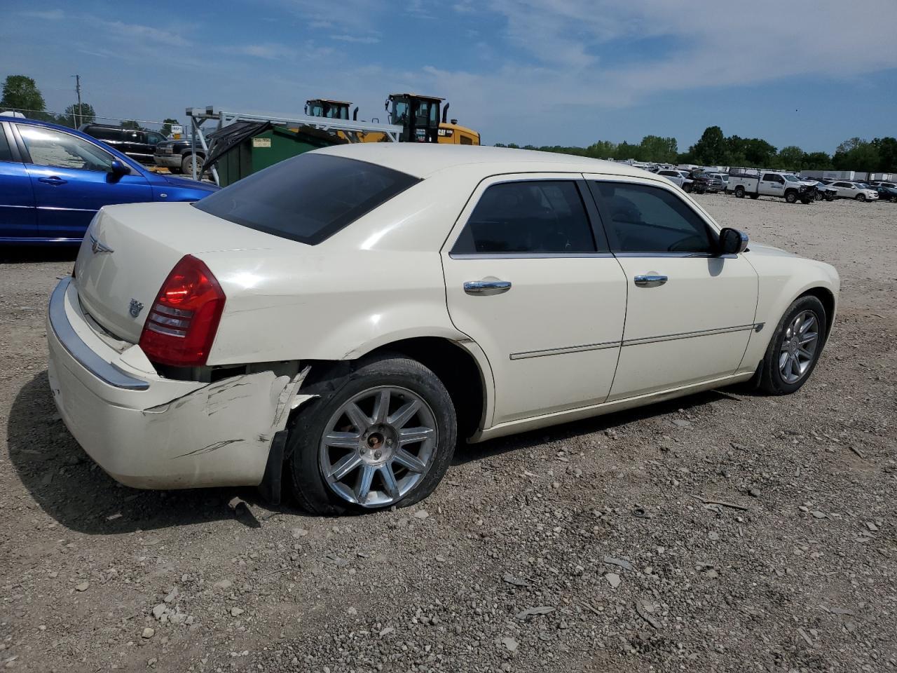 2005 Chrysler 300C - Image 3