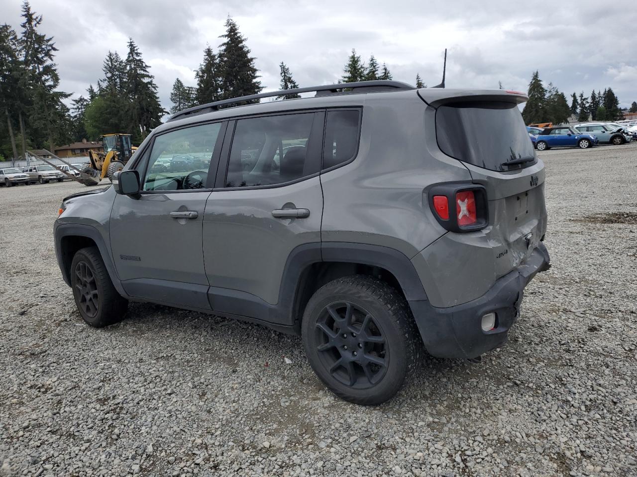 2020 Jeep Renegade Latitude - Фото 2