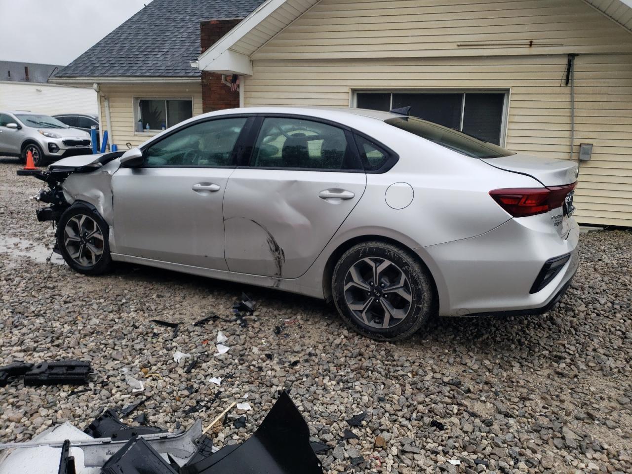 2019 Kia Forte Fe - Image 2