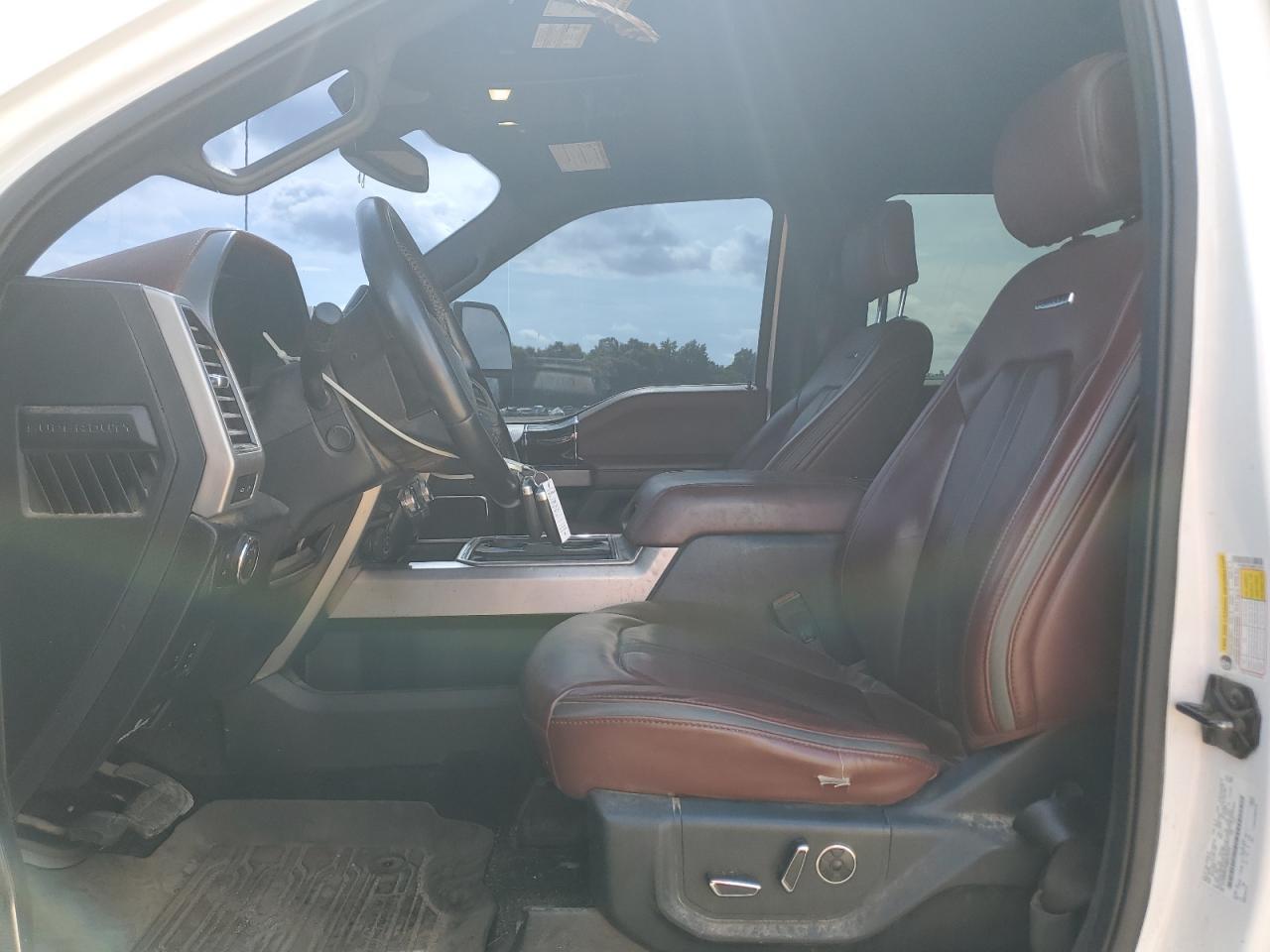 2021 Ford F450 Super Duty - Image 7