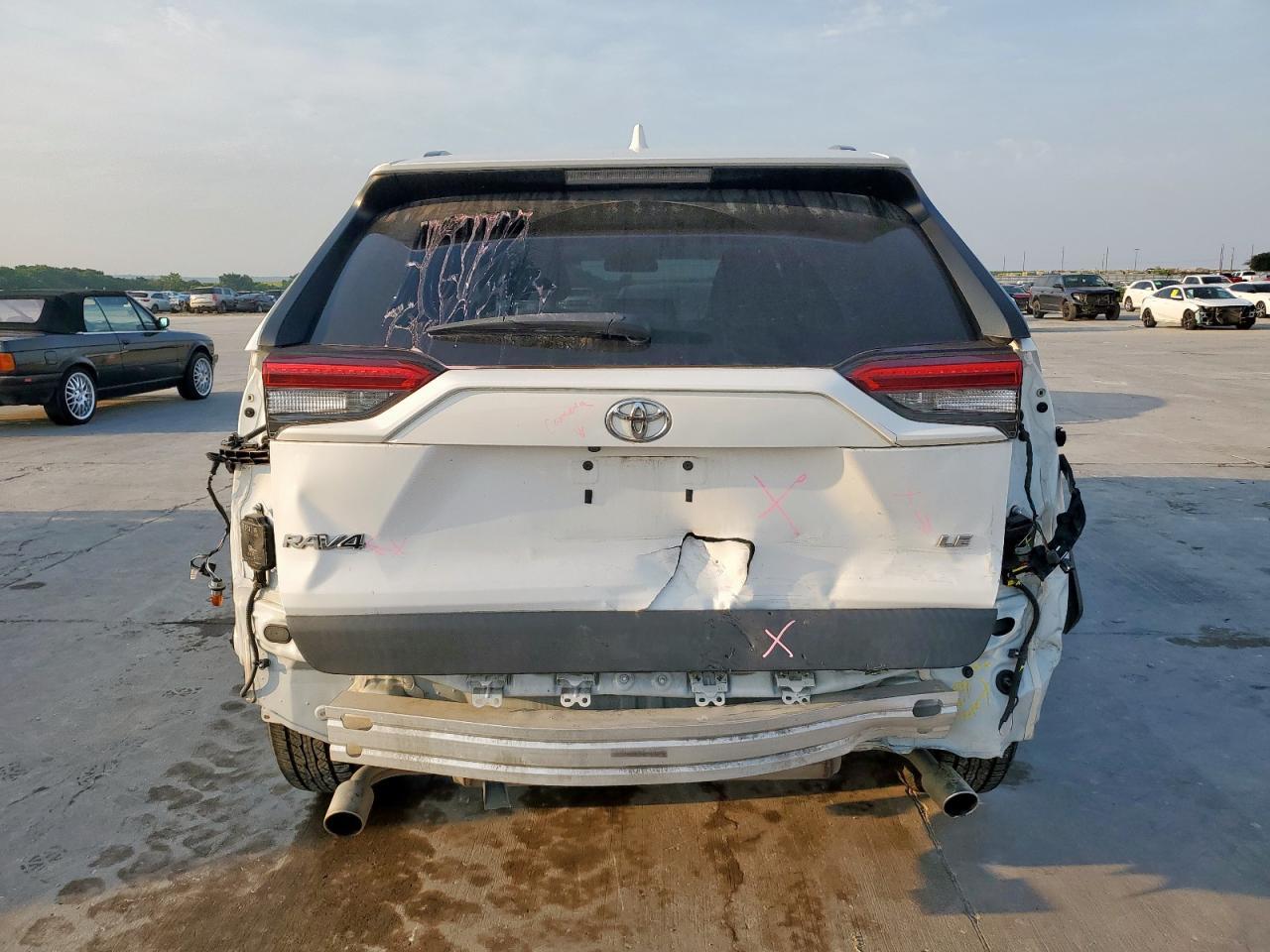 2020 Toyota Rav4 Le - Image 6