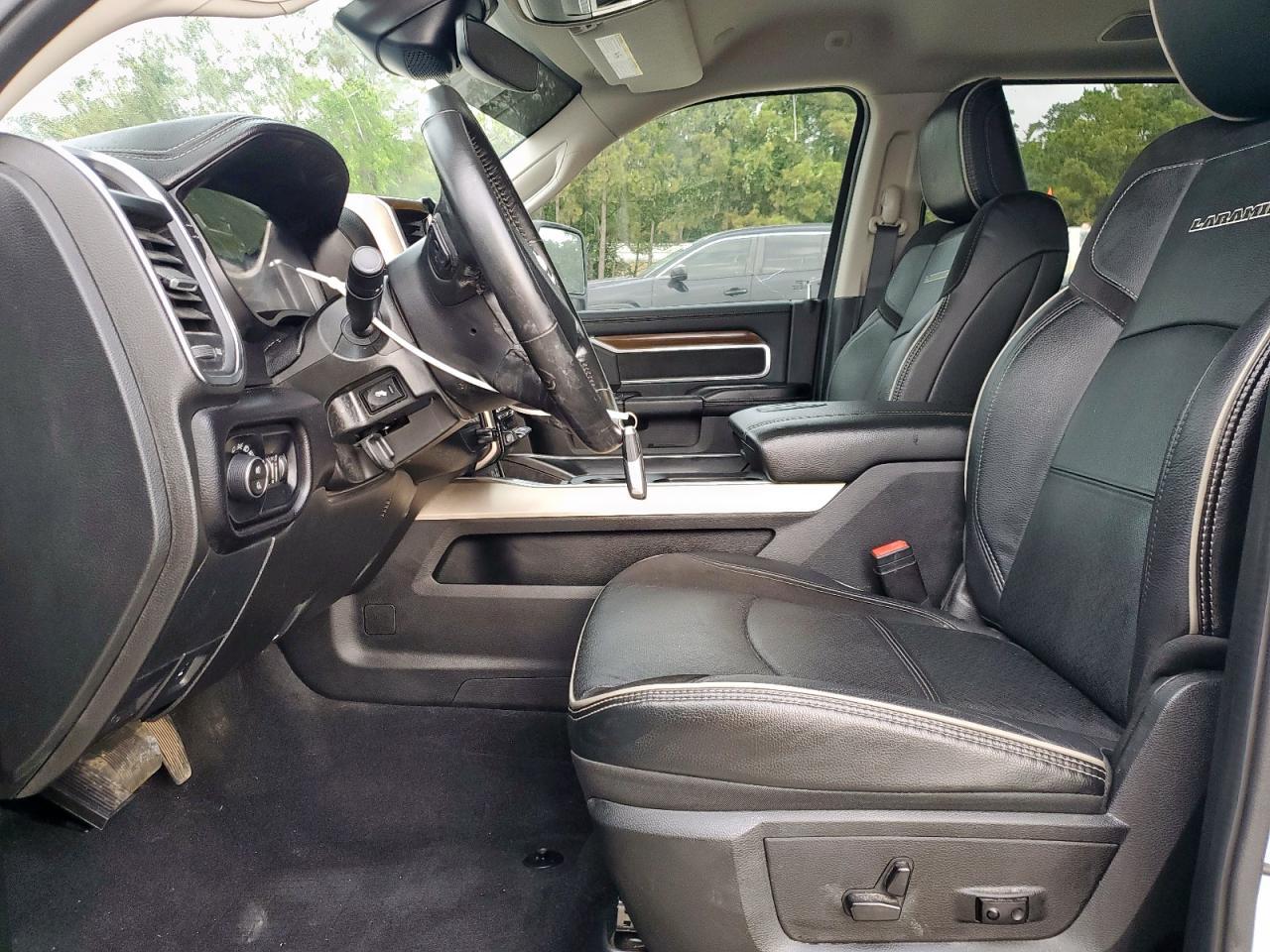 2024 Ram 3500 Laramie Mega Ca - Фото 7