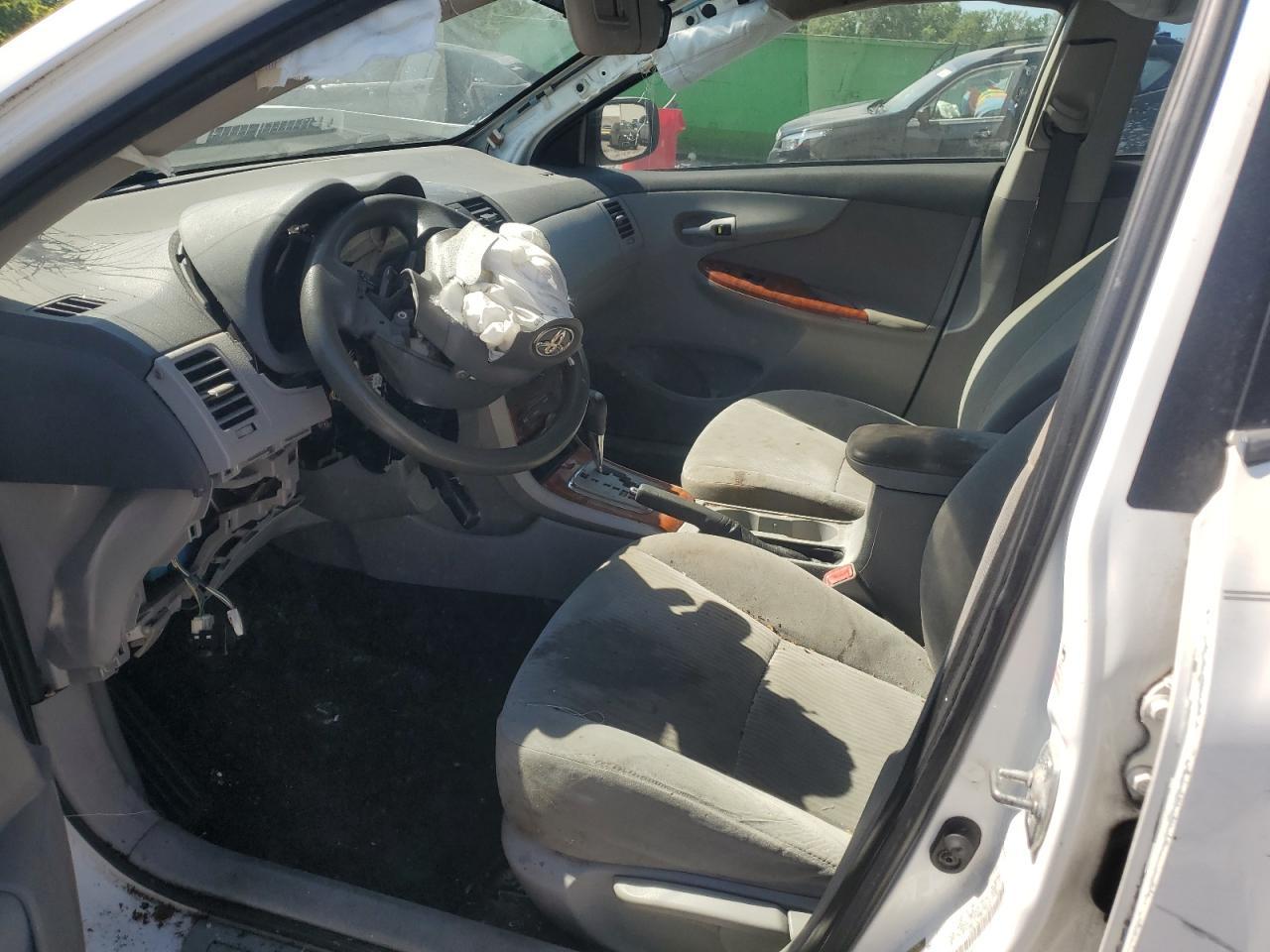 2009 Toyota Corolla Base - Фото 7