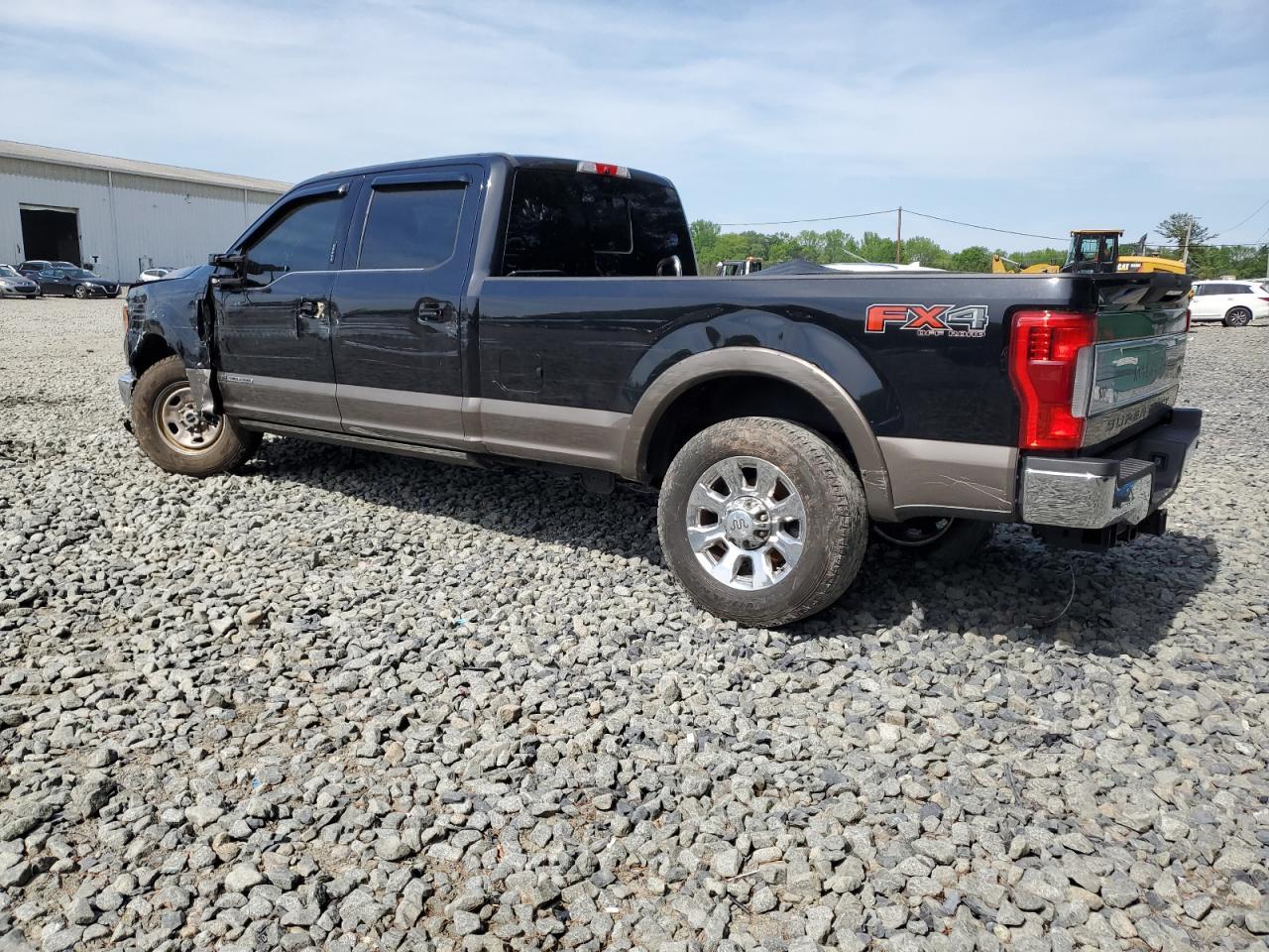 2019 Ford F350 Super Duty - Фото 2