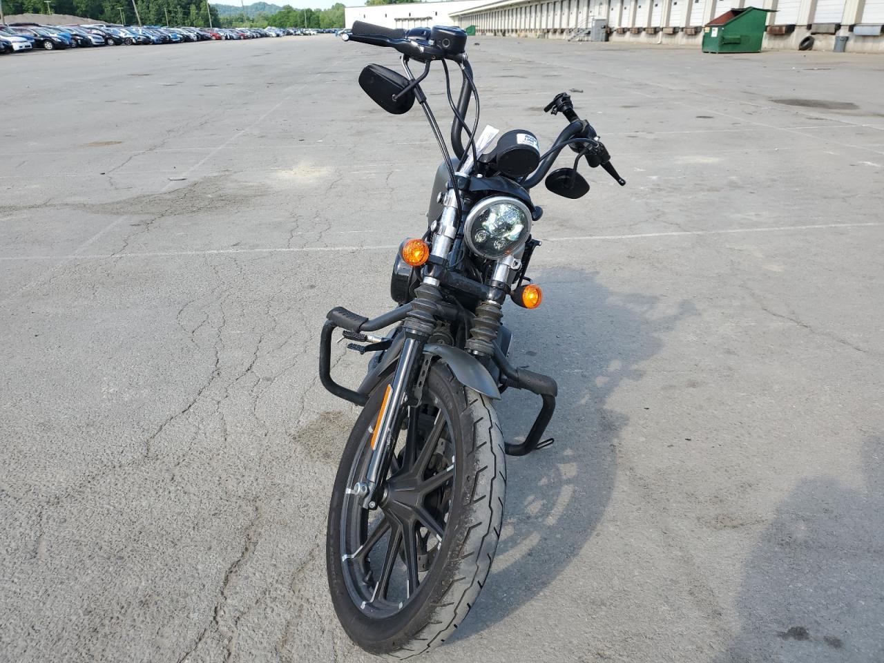 2018 Harley-Davidson Xl883 Iron 883 - Фото 2