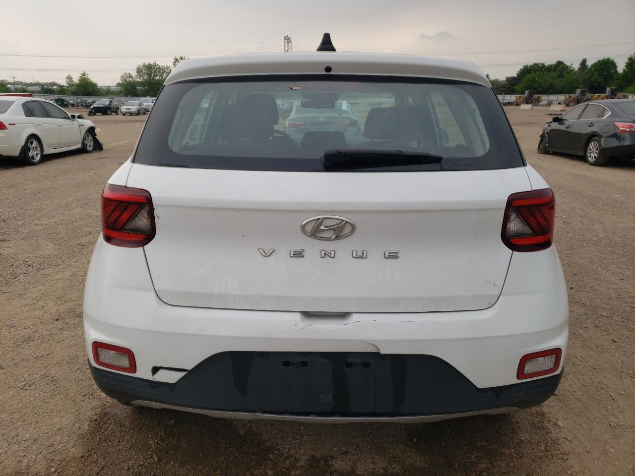 2022 Hyundai Venue Se - Image 6
