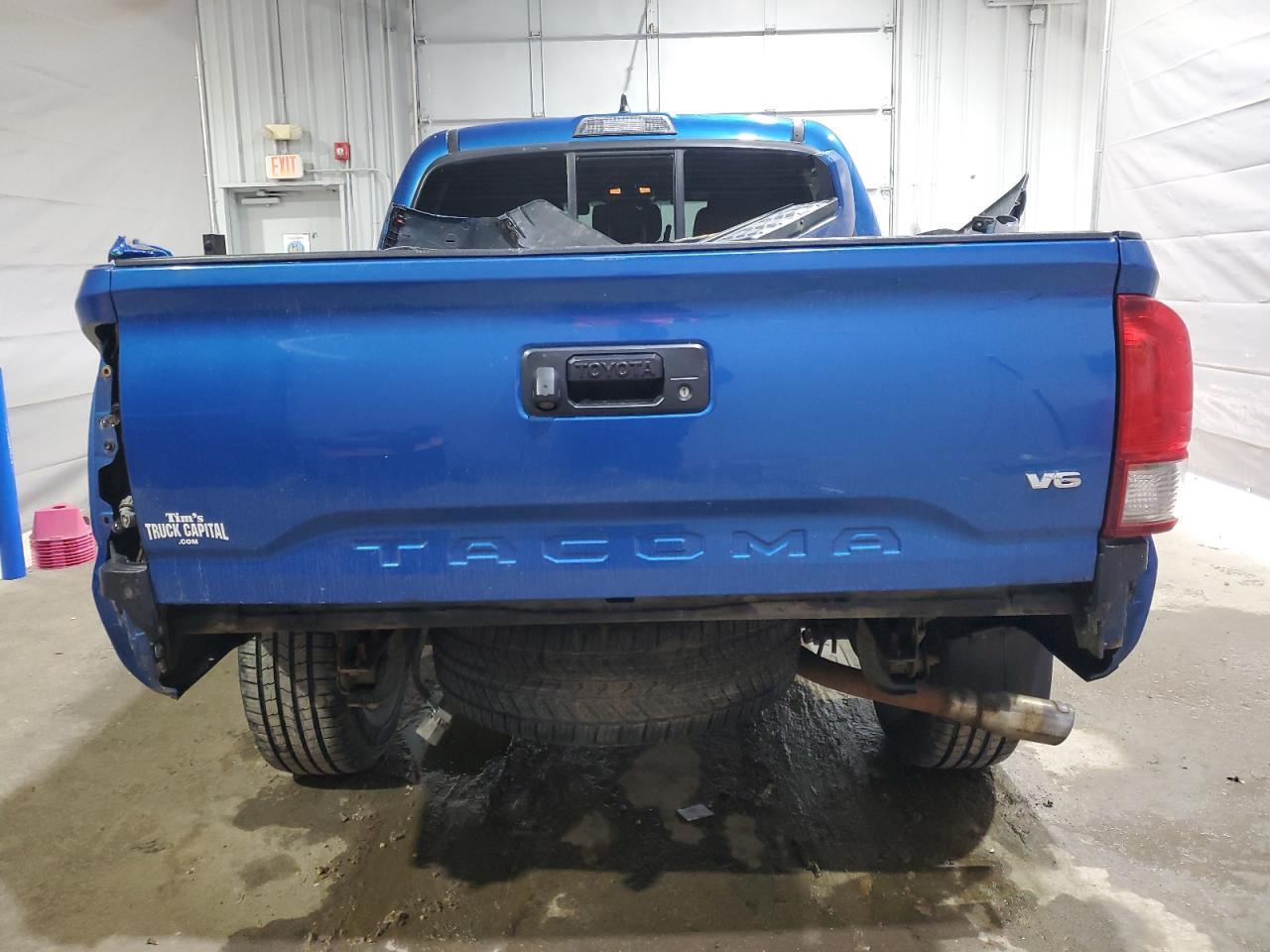 2016 Toyota Tacoma Double Cab - Фото 6