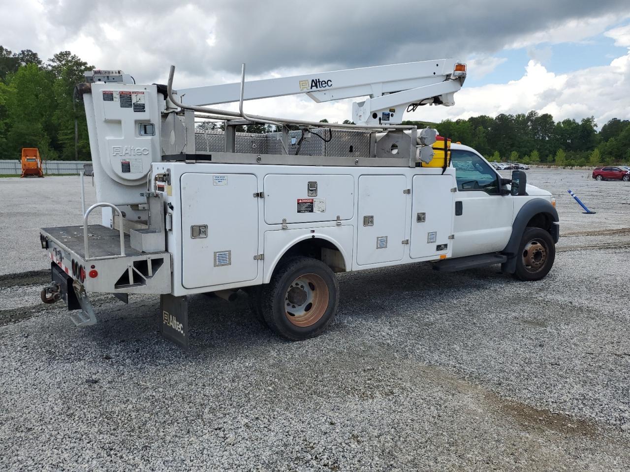 2015 Ford F450 Super Duty - Image 3