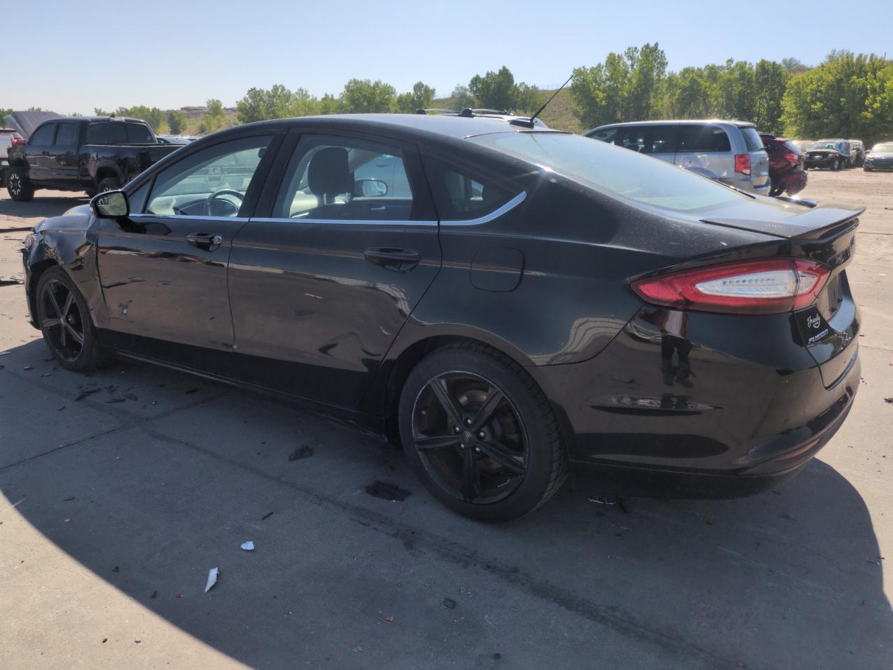 2016 Ford Fusion Se - Фото 2