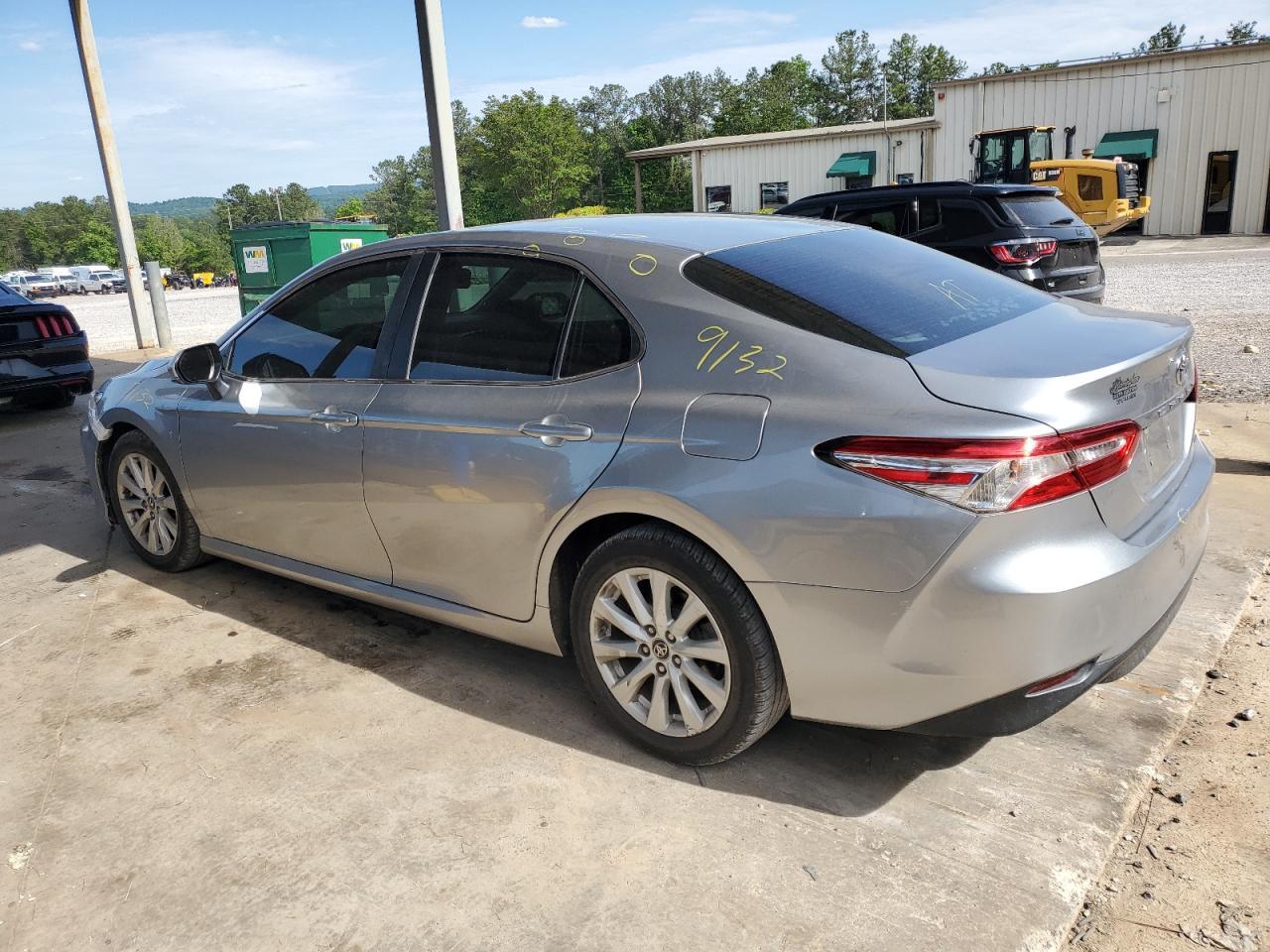 2018 Toyota Camry L - Image 2