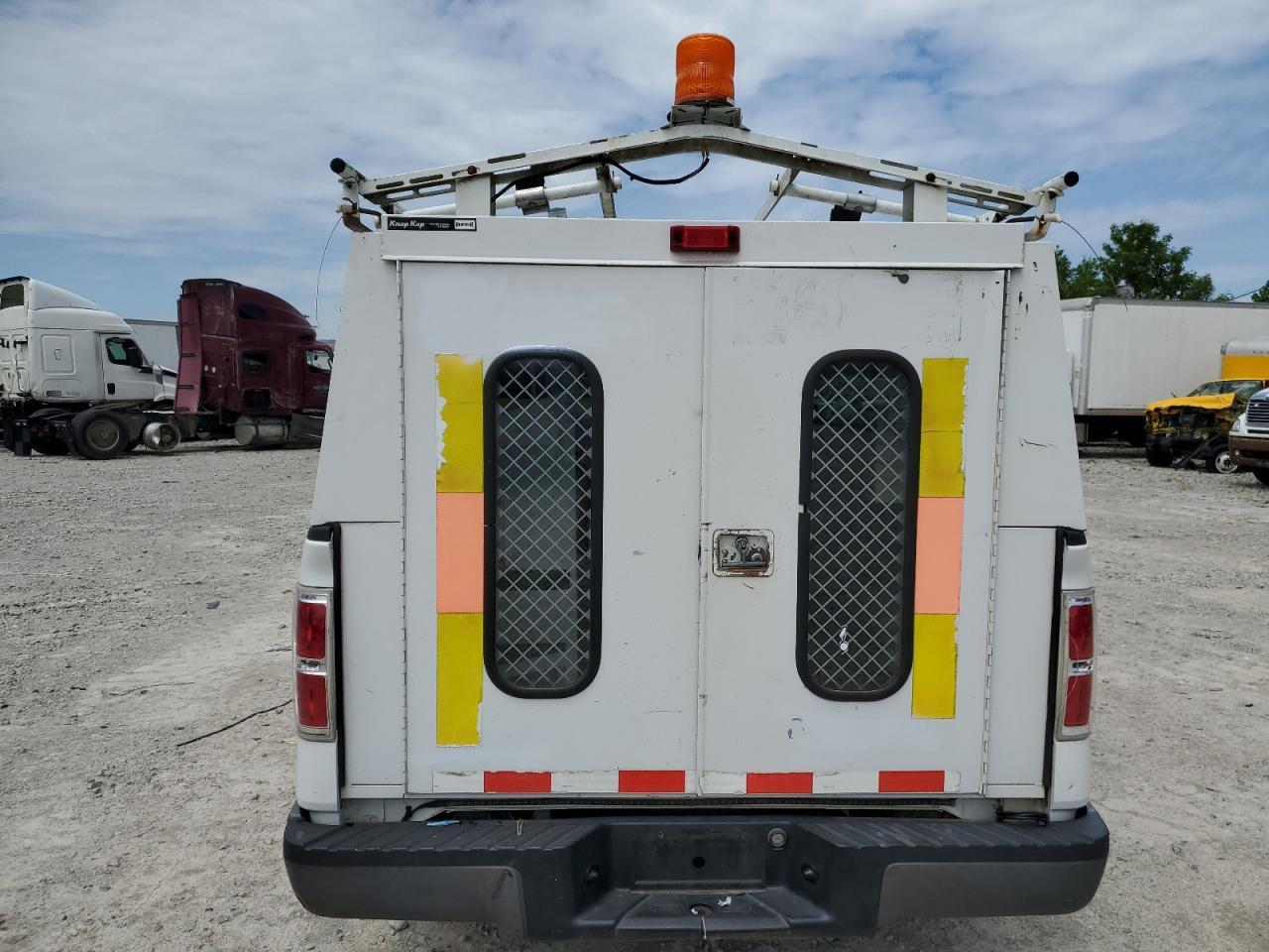 2010 Ford F150 - Фото 6