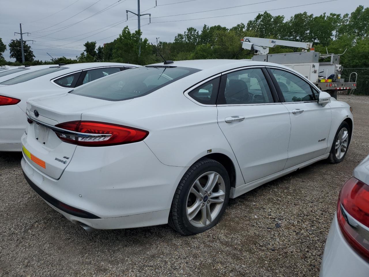 2018 Ford Fusion Se Hybrid - Image 3