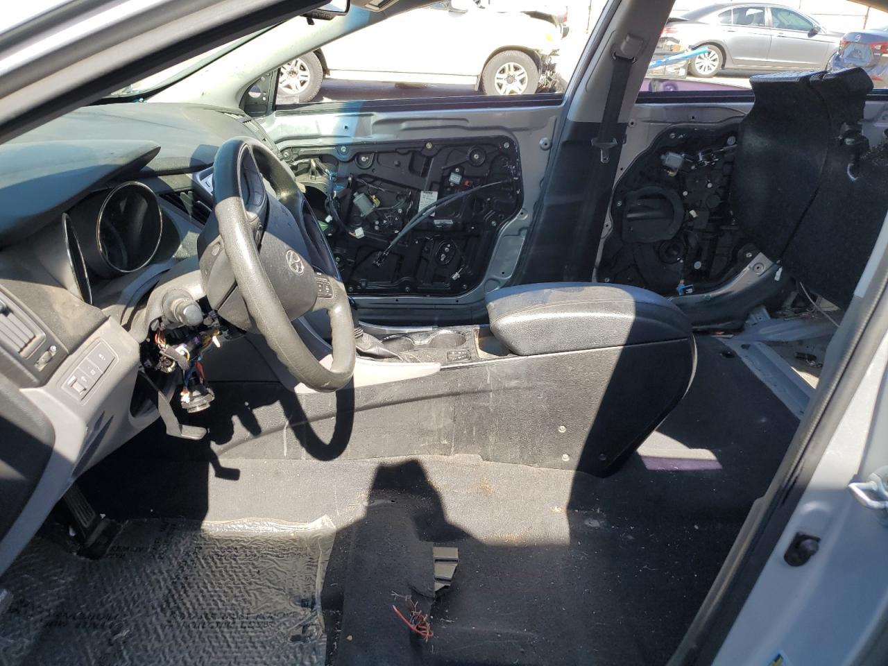 2013 Hyundai Sonata Gls - Image 7