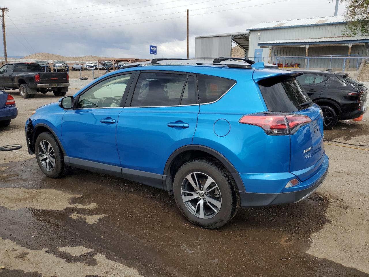 2018 Toyota Rav4 Adventure - Фото 2