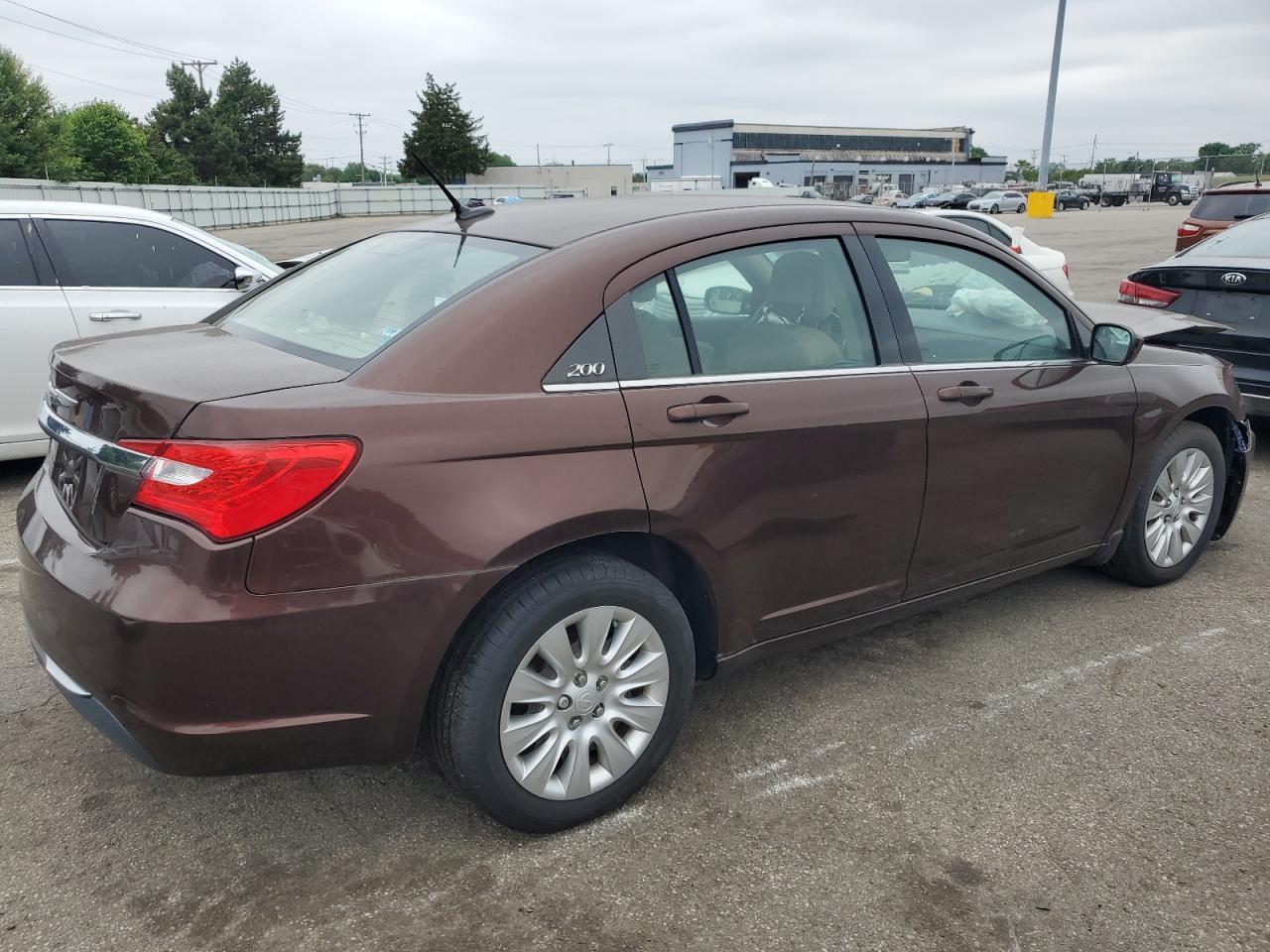 2012 Chrysler 200 Lx - Фото 3