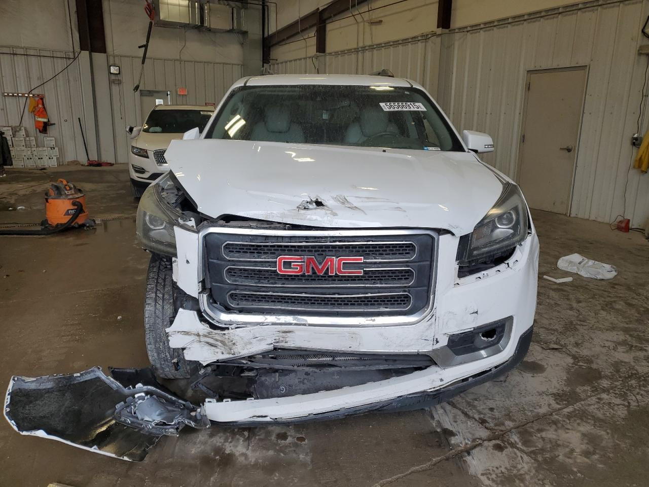 2017 GMC Acadia Limited Slt-2 - Image 5