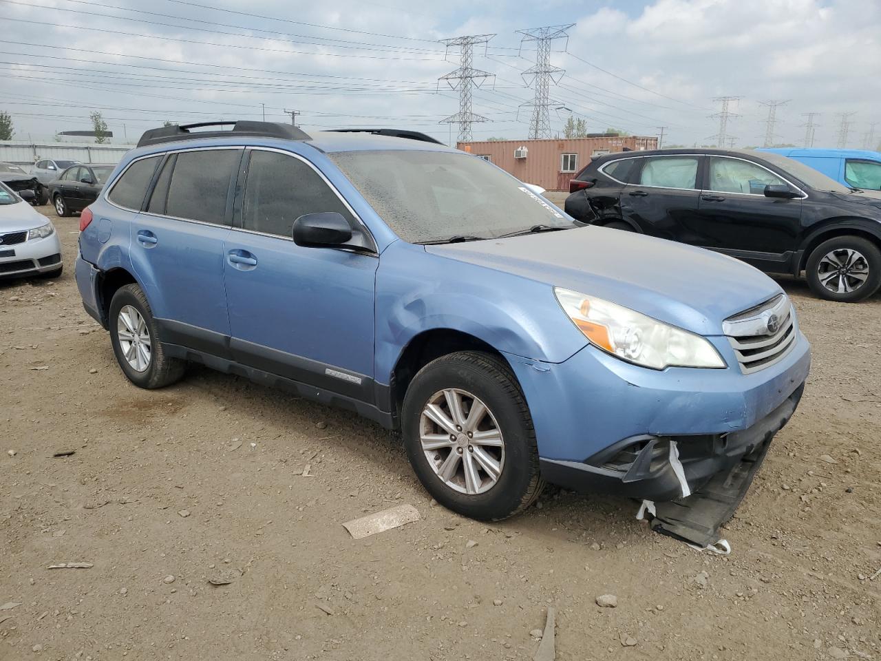 2010 Subaru Outback 2.5I - Image 4