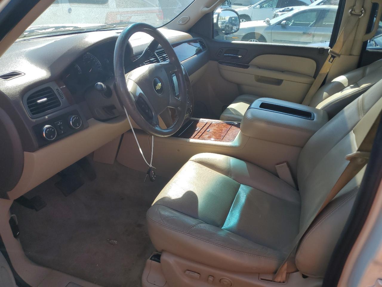 2012 Chevrolet Suburban K1500 Ltz - Фото 7