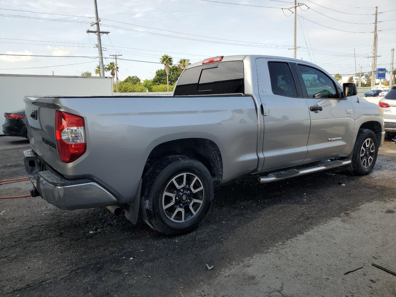 2016 Toyota Tundra Double Cab Sr - Image 3