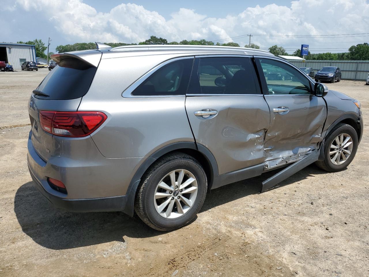 2019 Kia Sorento - Image 3