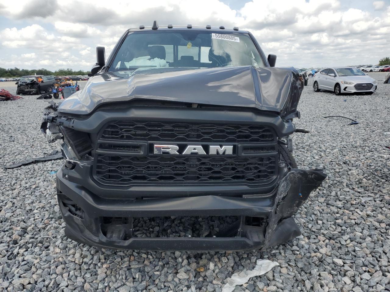 2022 Ram 2500 Tradesman - Фото 5