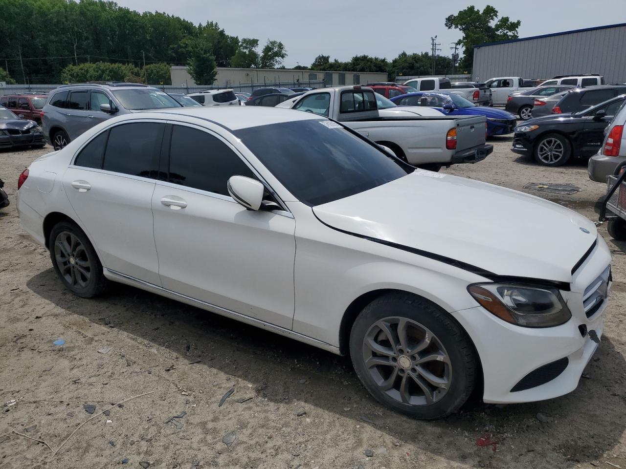 2016 Mercedes-Benz C 300 4Matic - Фото 4