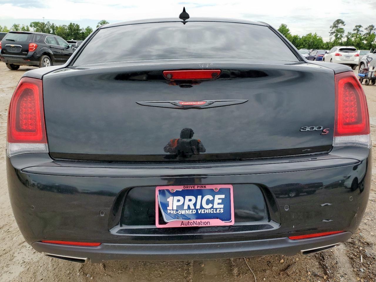 2022 Chrysler 300 S - Фото 6