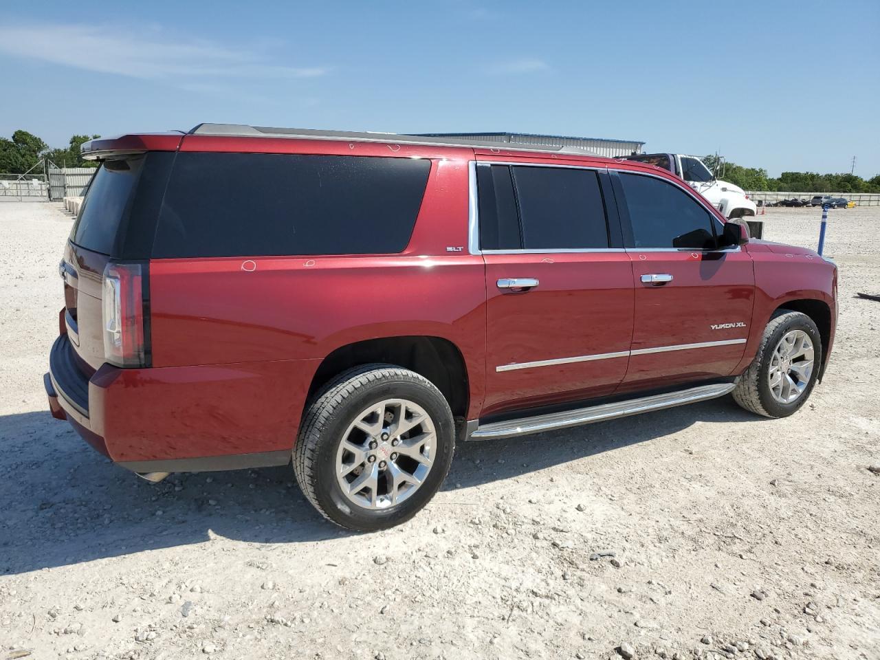 2016 GMC Yukon Xl C1500 Slt - Фото 3
