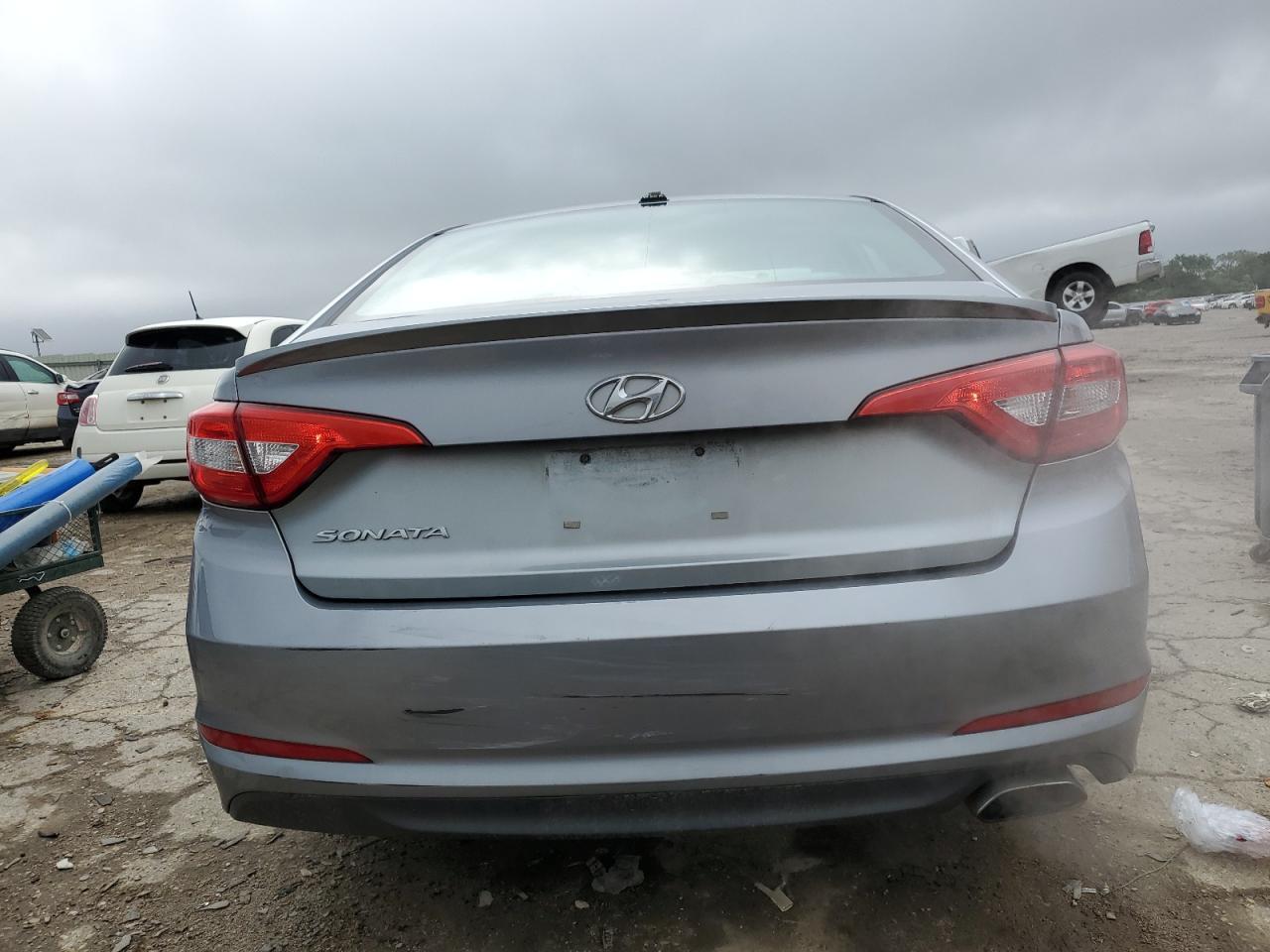 2015 Hyundai Sonata Se - Image 6
