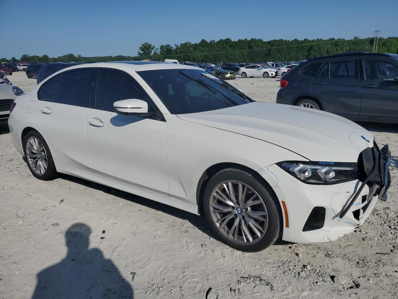 2023 BMW 330I - Фото 4