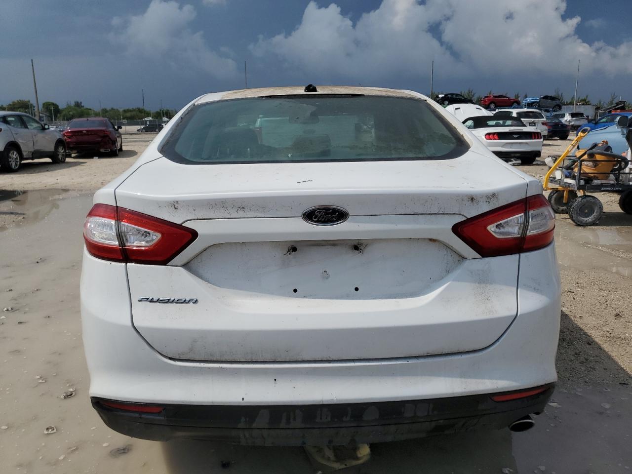 2013 Ford Fusion S - Image 6