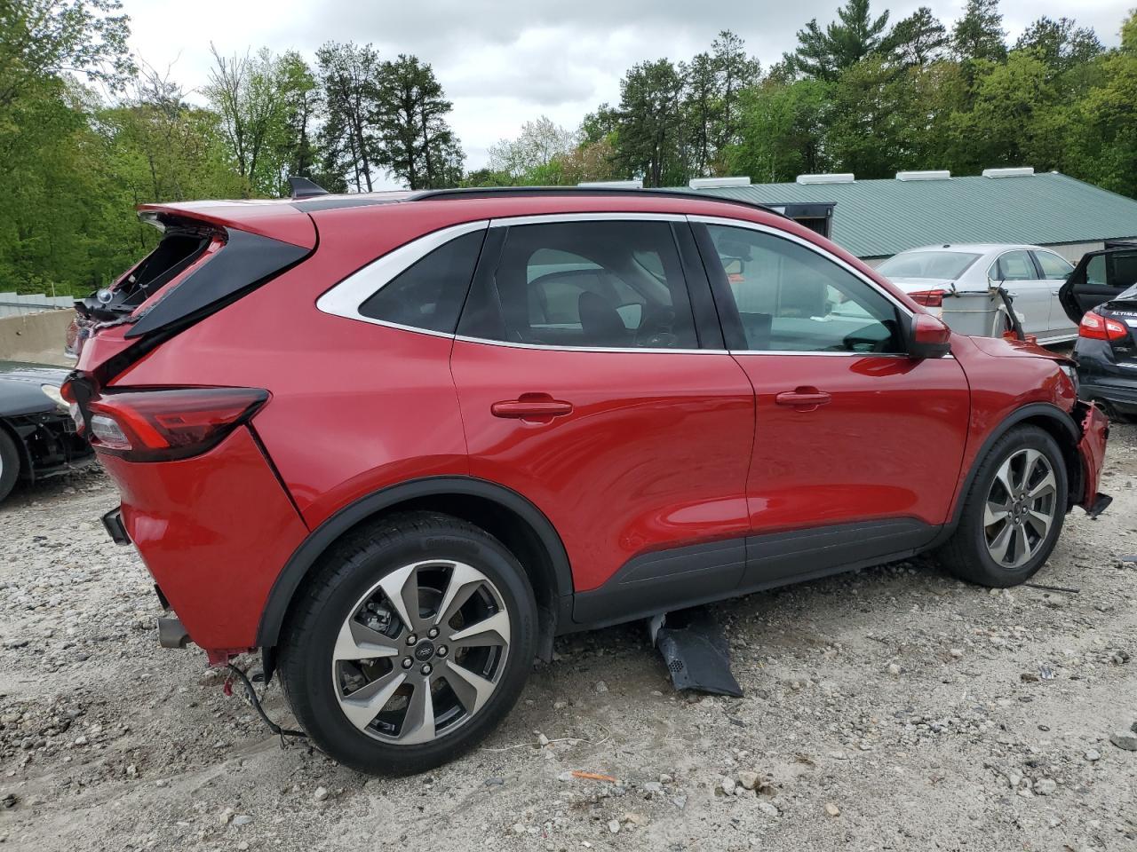 2023 Ford Escape Platinum - Фото 3