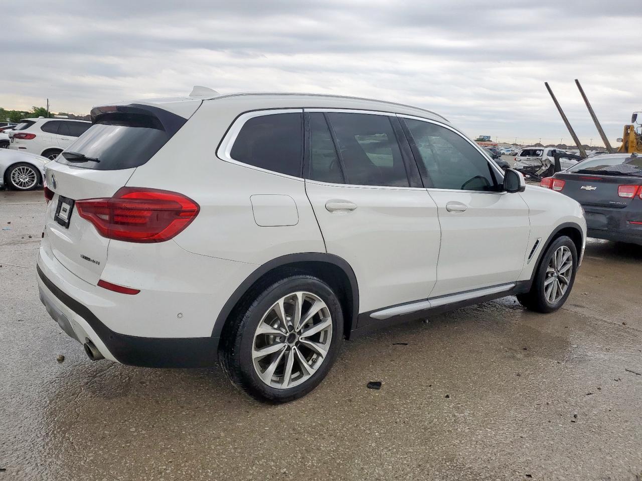 2019 BMW X3 Sdrive30I - Image 3