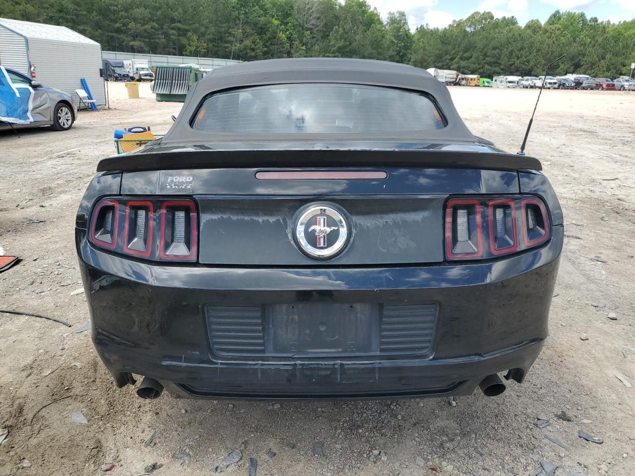 2014 Ford Mustang - Image 6