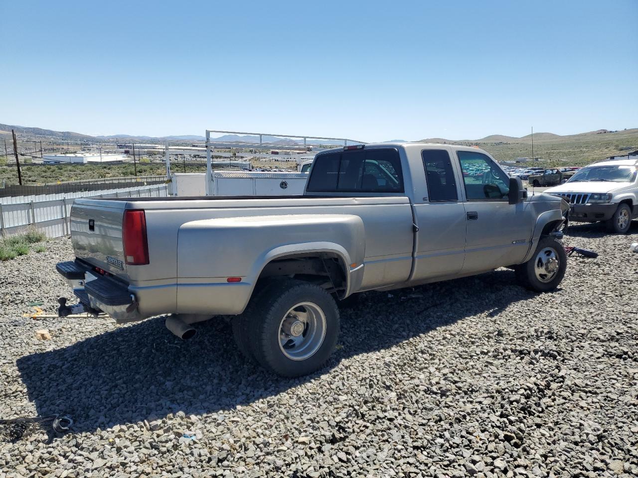 1998 Chevrolet Gmt-400 K3500 - Фото 3